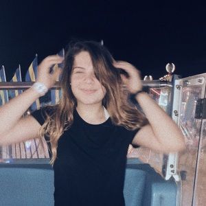 Meet your Posher, Libby